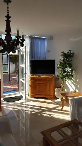 El Capistrano Sur Отель Нерха