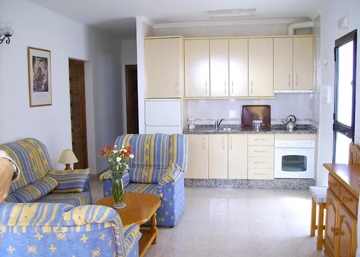 Отель El Capistrano Sur Нерха